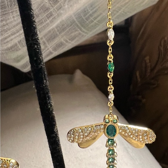 Eye Candy Los Angeles Luxe Collection Green Crystal Statement Earrings NIB!. - Picture 6 of 9